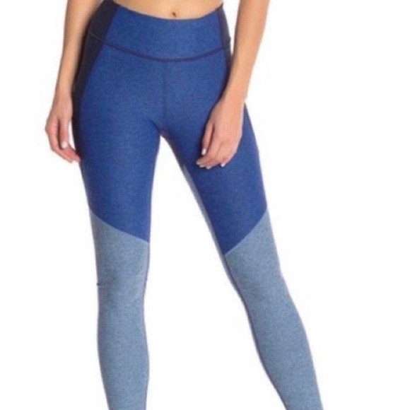 Outdoor Voices Navy/Deep Sea/Mist Warmup Workout Leggings, Sz Medium NWT - Picture 3 of 6